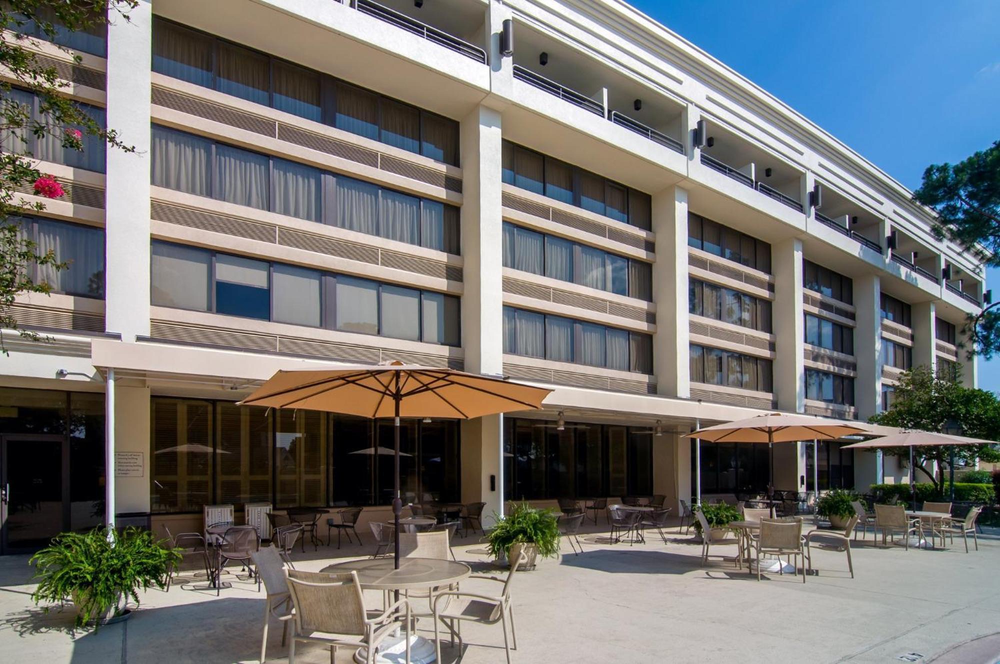 Crowne Plaza Executive Center Baton Rouge By Ihg Hotel Екстериор снимка