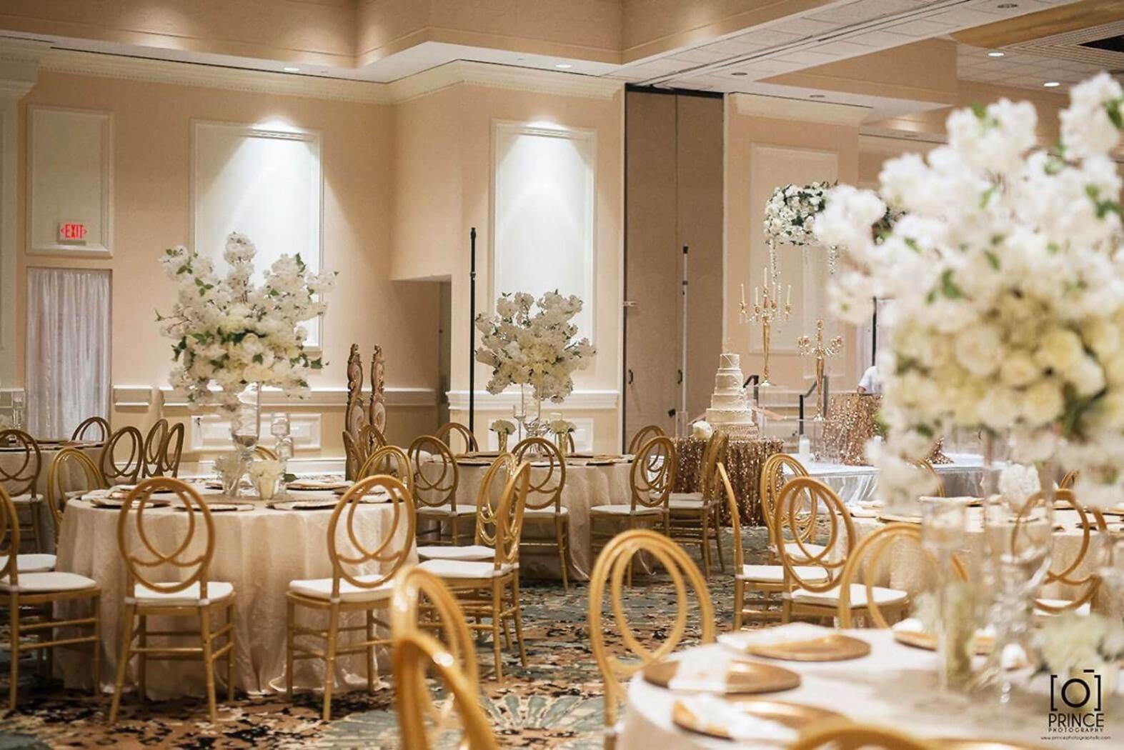 Crowne Plaza Executive Center Baton Rouge By Ihg Hotel Екстериор снимка